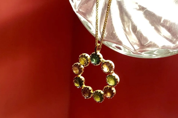 国产项链什么牌子的好?谁能推荐一款好看的? 国产项链什么牌子的好?谁能推荐一款好看的?