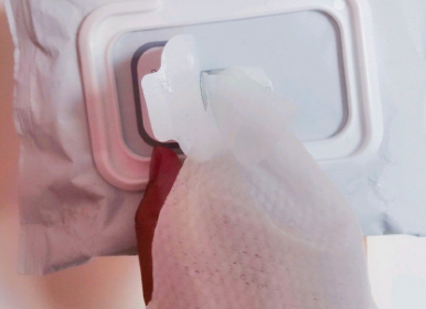 UNNY的卸妆湿巾推荐吗?使用感好吗? UNNY的卸妆湿巾推荐吗?使用感好吗?