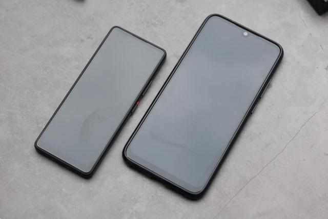 小米有品再次出新品，全面屏老人机这颜值让小米情何以堪