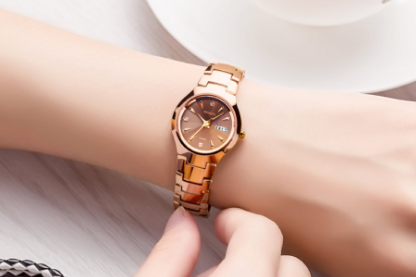 劳士顿石英表防水吗?劳士顿石英表适合女孩子吗? 劳士顿石英表防水吗?劳士顿石英表适合女孩子吗?