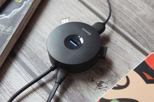 小米有品上:超高性价比的,倍思小圆盒HUB转换器 小米有品上:超高性价比的,倍思小圆盒HUB转换器