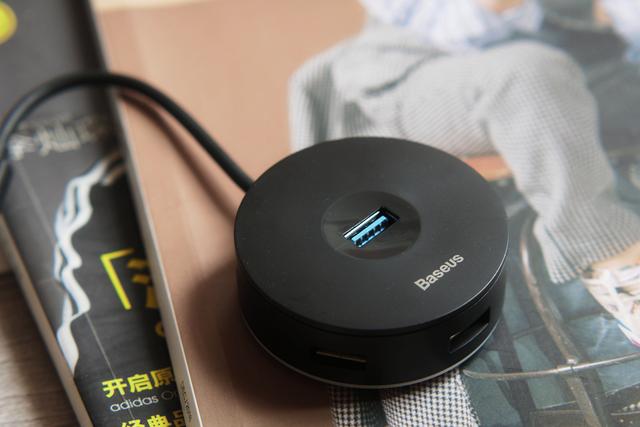 小米有品上:超高性价比的,倍思小圆盒HUB转换器 小米有品上:超高性价比的,倍思小圆盒HUB转换器