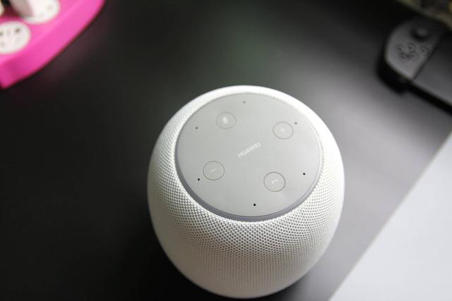 联合音响界"爱马仕"调音,海量曲库华为AI音箱搭载双人工智能 联合音响界"爱马仕"调音,海量曲库华为AI音箱搭载双人工智能