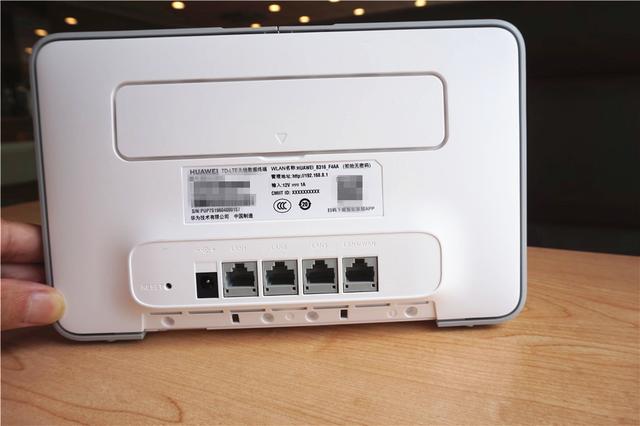 华为移动路由4G路由2 Pro评测:双宽带,不限速,不掉线 华为移动路由4G路由2 Pro评测:双宽带,不限速,不掉线