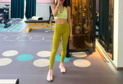 女生健身房必备服装？健身服推荐？