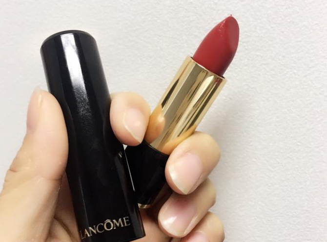 兰蔻口红哪个色号好看? 兰蔻口红哪个色号好看?