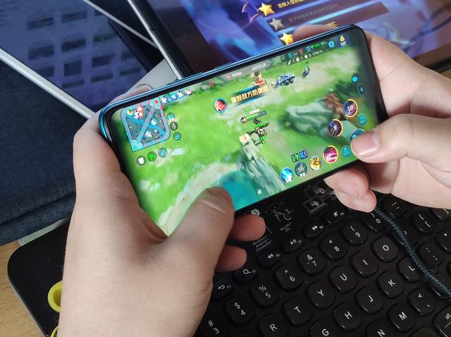 重度使用两周的vivo Z5x深度测评！这些独特体验你应该知道