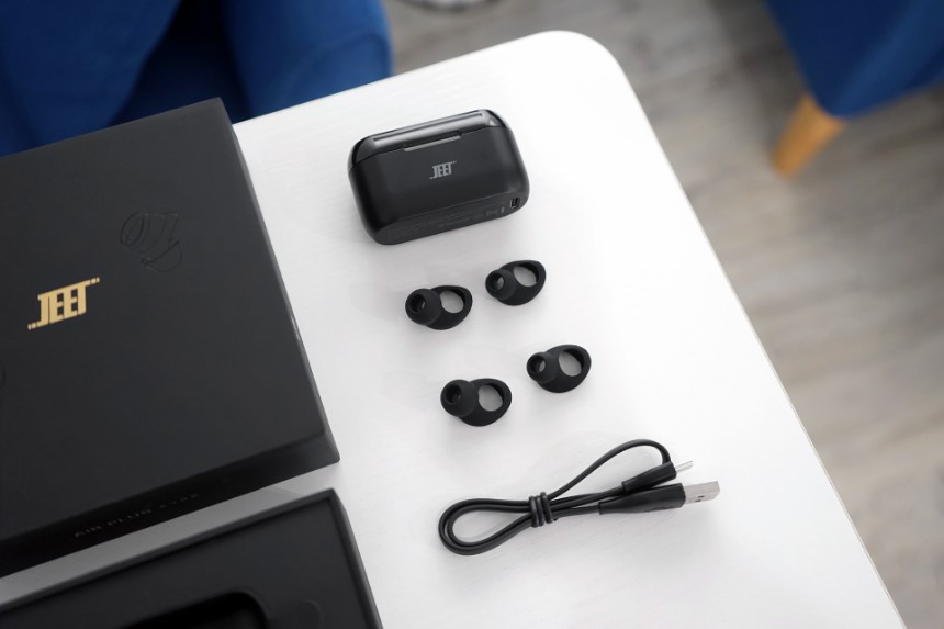 JEET Air Plus真无线蓝牙耳机,好音质本该如此,媲美千元耳机 JEET Air Plus真无线蓝牙耳机,好音质本该如此,媲美千元耳机