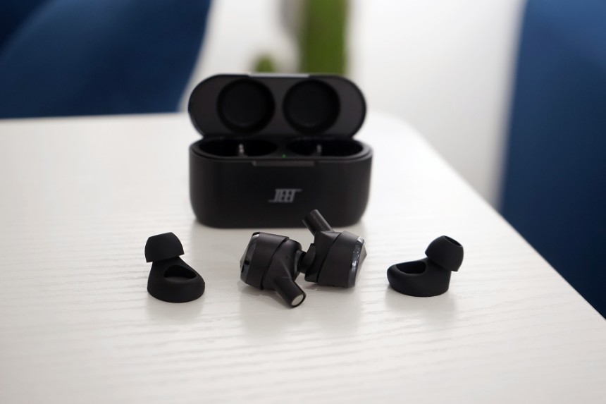 JEET Air Plus真无线蓝牙耳机,好音质本该如此,媲美千元耳机 JEET Air Plus真无线蓝牙耳机,好音质本该如此,媲美千元耳机
