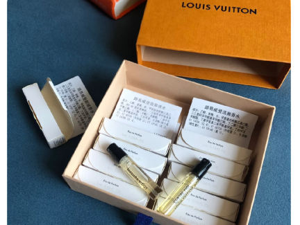 lv香水最好闻的是哪个?谁能介绍一下? lv香水最好闻的是哪个?谁能介绍一下?