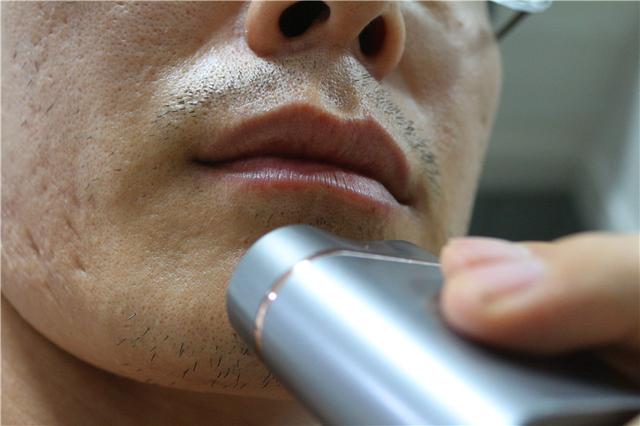 忙碌上班族的小跟班,焕醒SG199跟屁虫电动剃须刀简评 忙碌上班族的小跟班,焕醒SG199跟屁虫电动剃须刀简评