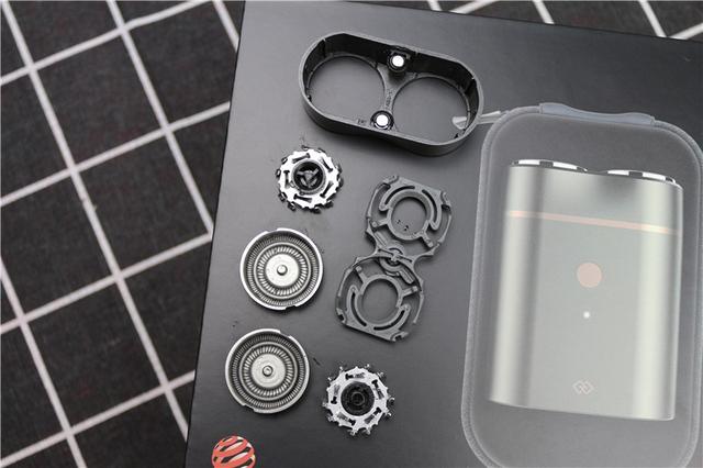 忙碌上班族的小跟班,焕醒SG199跟屁虫电动剃须刀简评 忙碌上班族的小跟班,焕醒SG199跟屁虫电动剃须刀简评