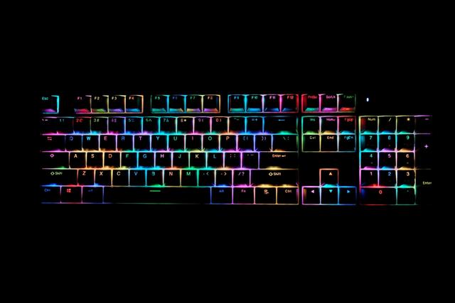 弹指之间就是爽,杜伽K310机械键盘评测报告 弹指之间就是爽,杜伽K310机械键盘评测报告