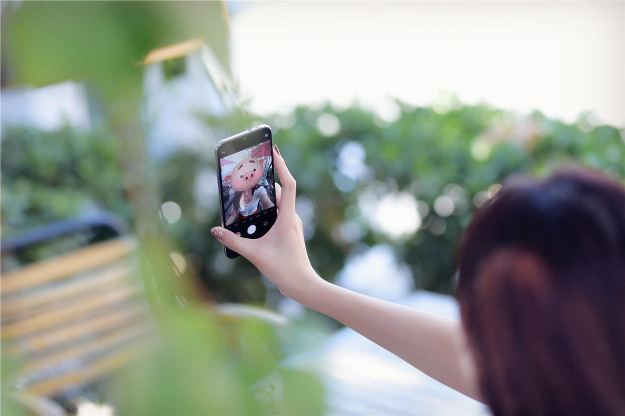 小米CC9,自推出后改变了外界对小米手机设计的看法 小米CC9,自推出后改变了外界对小米手机设计的看法