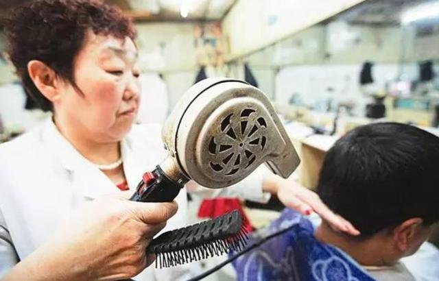 不伤头发的莱克吹风机,释放水离子,干发更护发 不伤头发的莱克吹风机,释放水离子,干发更护发