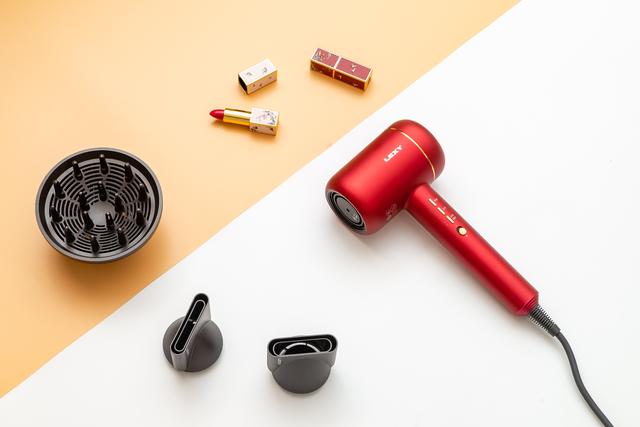 不伤头发的莱克吹风机,释放水离子,干发更护发 不伤头发的莱克吹风机,释放水离子,干发更护发