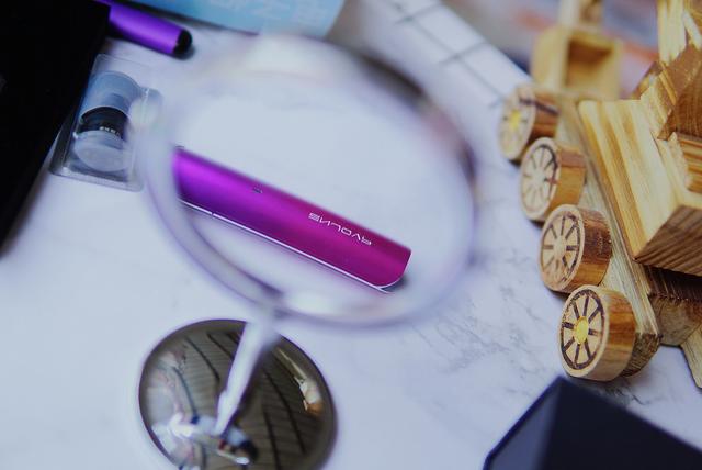 电子烟遍地开花,好产品又有几个?映卓未来X电子烟上嘴体验 电子烟遍地开花,好产品又有几个?映卓未来X电子烟上嘴体验