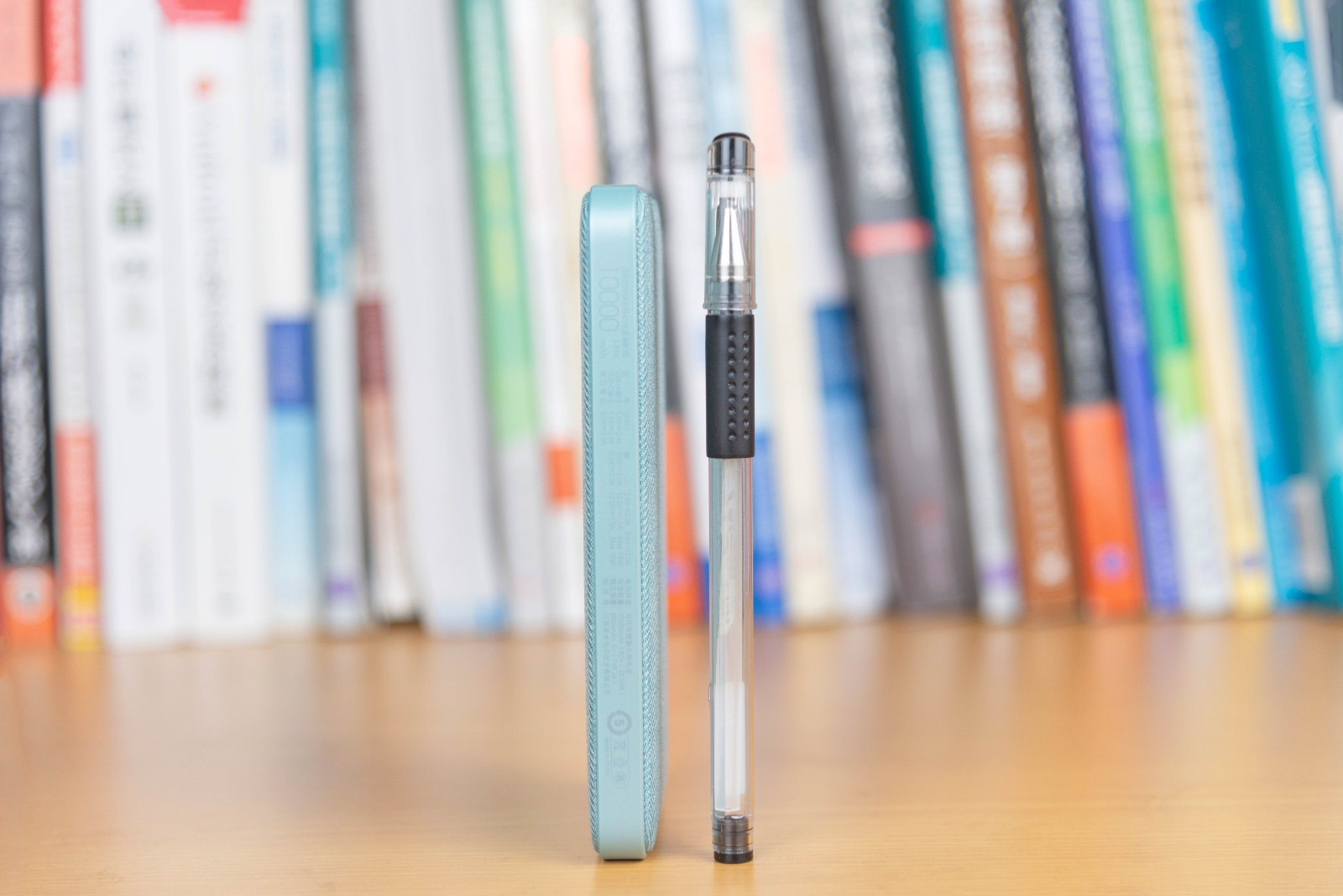 紫米新品移动电源,梦幻配色+双向快充,还可USB-C数据扩展 紫米新品移动电源,梦幻配色+双向快充,还可USB-C数据扩展