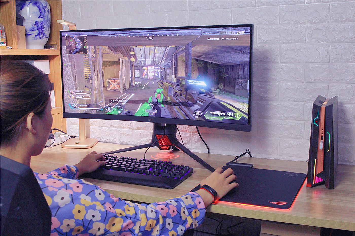 可在泥浆里翻滚的特工，华硕TUF GAMING K7光轴电竞键盘评测