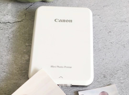 佳能瞬彩打印机怎么用？方便携带吗？