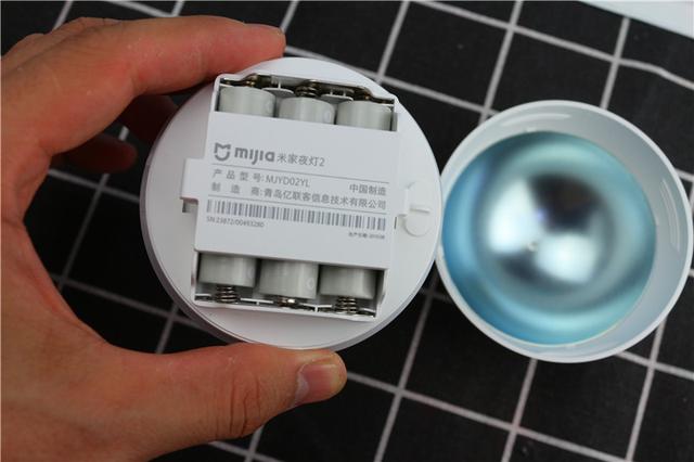 晚上起夜不用开灯啦!米家夜灯2自动感应点亮黑夜 晚上起夜不用开灯啦!米家夜灯2自动感应点亮黑夜