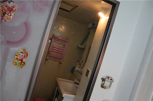 晚上起夜不用开灯啦!米家夜灯2自动感应点亮黑夜 晚上起夜不用开灯啦!米家夜灯2自动感应点亮黑夜