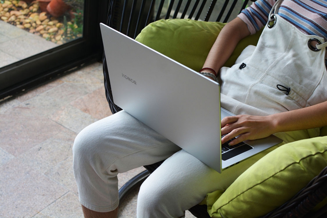 业界首款搭载锐龙7 3750H处理器轻薄本,荣耀MagicBookPro锐龙 业界首款搭载锐龙7 3750H处理器轻薄本,荣耀MagicBookPro锐龙