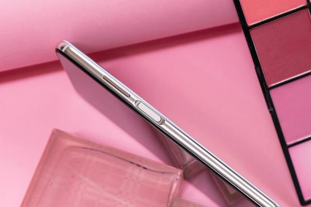 荣耀最强自拍手机登场, 荣耀最强自拍手机登场,