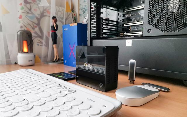 一千块买台主机，还有正版win10，让你的显示器秒变一体机