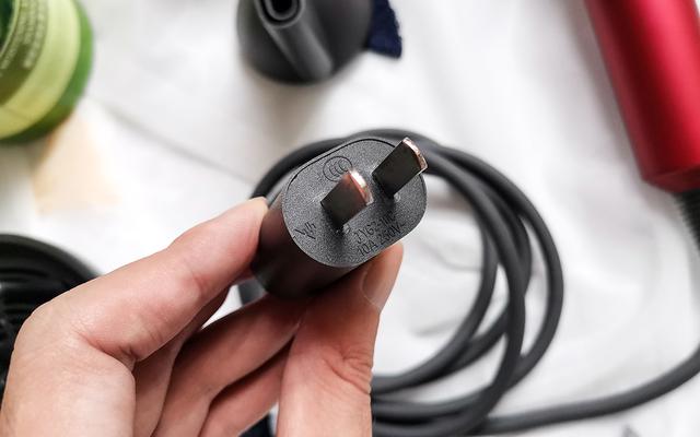 国潮新时尚,莱克F6高端涡扇吹风机,水离子护发更健康 国潮新时尚,莱克F6高端涡扇吹风机,水离子护发更健康