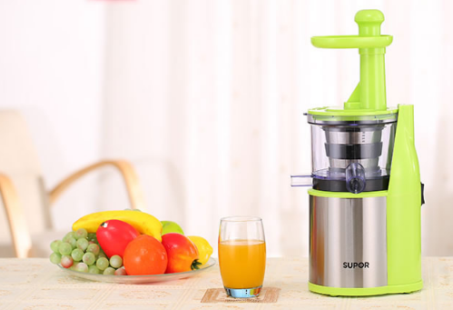 榨汁机的三个必备小知识,内附榨汁机营养食谱 榨汁机的三个必备小知识,内附榨汁机营养食谱