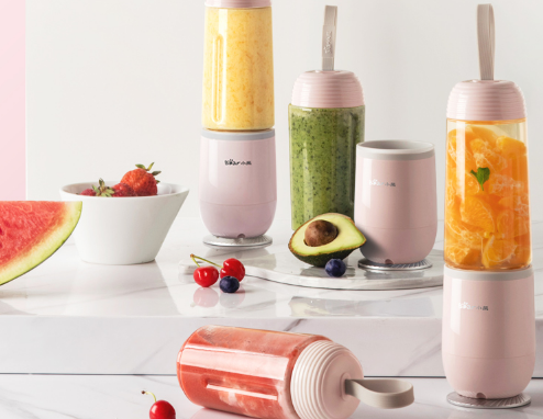 榨汁机的三个必备小知识,内附榨汁机营养食谱 榨汁机的三个必备小知识,内附榨汁机营养食谱