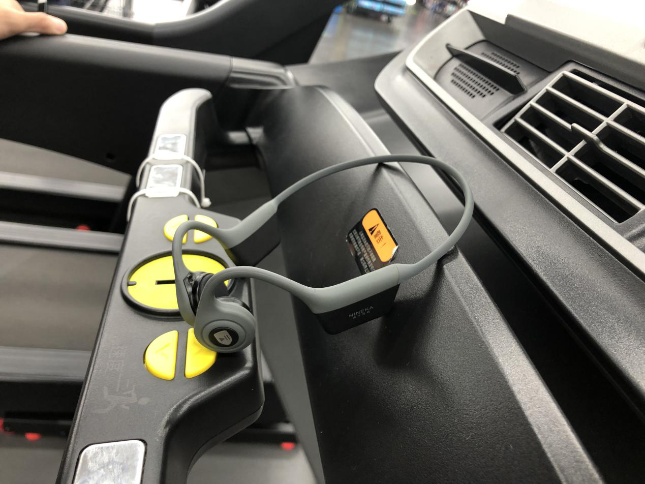 跑步专用耳机,骑行专用耳机,运动就该戴这耳机 跑步专用耳机,骑行专用耳机,运动就该戴这耳机