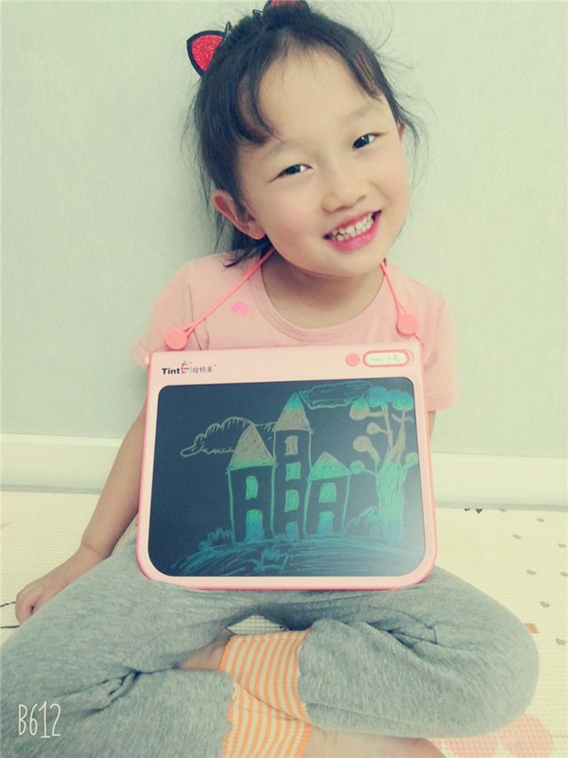 护眼无蓝光,开启宝宝的绘画启蒙之路——绘特美液晶画板评测 护眼无蓝光,开启宝宝的绘画启蒙之路——绘特美液晶画板评测