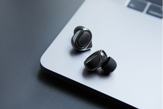 小米旗舰新品首发:小米圈铁4单元耳机,有线无线全兼容 小米旗舰新品首发:小米圈铁4单元耳机,有线无线全兼容