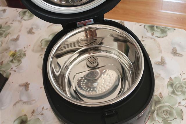 饭汤分离,吃出健康!臻米脱糖养生煲X1助力健康生活! 饭汤分离,吃出健康!臻米脱糖养生煲X1助力健康生活!