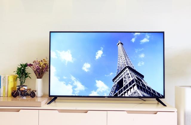 4K+语音，中小户型专用！乐视Y50体验
