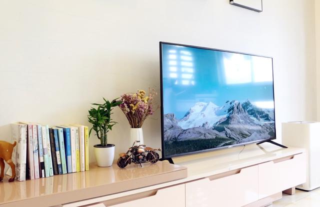4K+语音,中小户型专用!乐视Y50体验 4K+语音,中小户型专用!乐视Y50体验