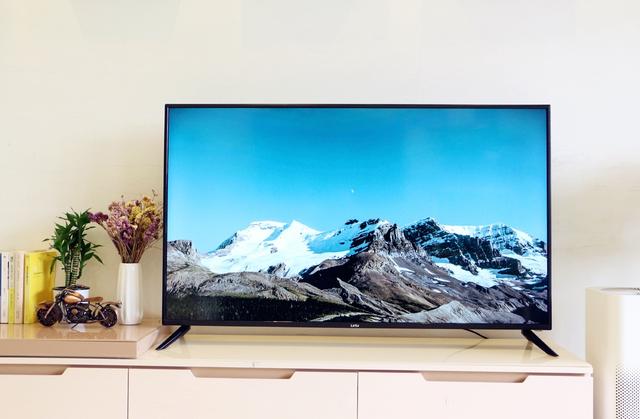 4K+语音,中小户型专用!乐视Y50体验 4K+语音,中小户型专用!乐视Y50体验