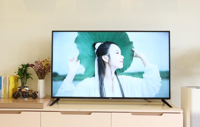 4K+语音,中小户型专用!乐视Y50体验 4K+语音,中小户型专用!乐视Y50体验