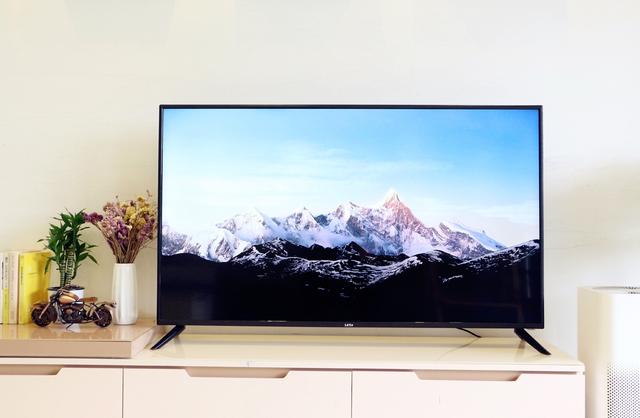 4K+语音,中小户型专用!乐视Y50体验 4K+语音,中小户型专用!乐视Y50体验