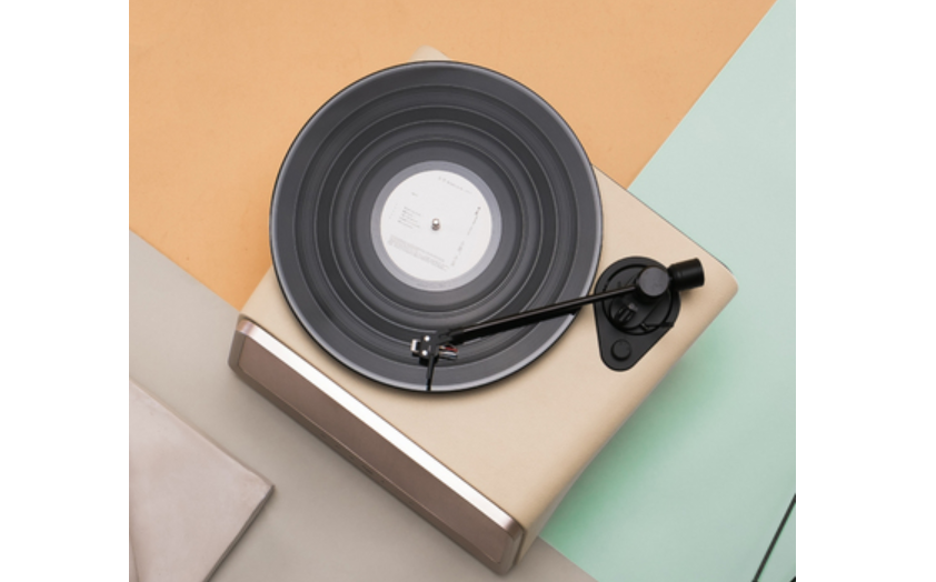 黑胶唱片机该怎么选 黑胶唱片机与留声机的区别 黑胶唱片机该怎么选 黑胶唱片机与留声机的区别