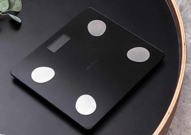 体重秤和体脂称对比 体重秤该如何选择 体重秤和体脂称对比 体重秤该如何选择