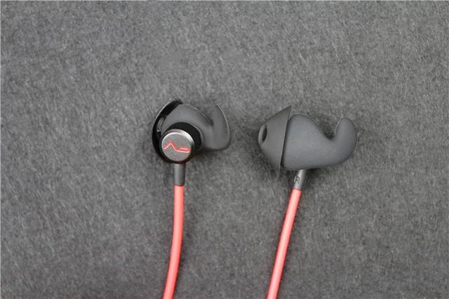 德国大师专业调音+仿生鲨鱼鳍设计，勒姆森SK-20挂脖蓝牙耳机