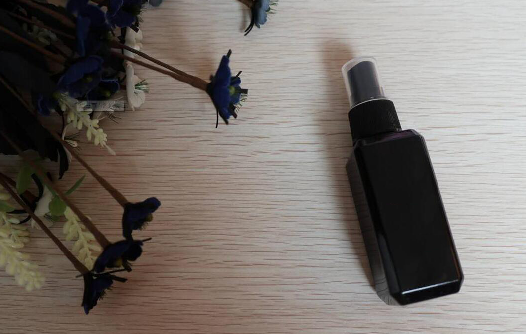 定妆喷雾怎么用才正确 定妆散粉和定妆喷雾有什么区别 定妆喷雾怎么用才正确 定妆散粉和定妆喷雾有什么区别