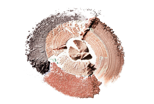 眼影如何挑选 眼影怎么画出自然感 眼影如何挑选 眼影怎么画出自然感