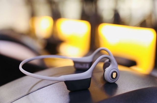 南卡骨传导耳机测评 ——《随风奔跑的伊一》 南卡骨传导耳机测评 ——《随风奔跑的伊一》