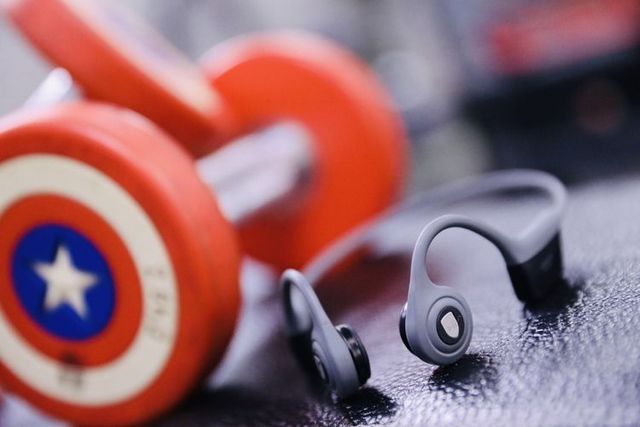 南卡骨传导耳机测评 ——《随风奔跑的伊一》 南卡骨传导耳机测评 ——《随风奔跑的伊一》