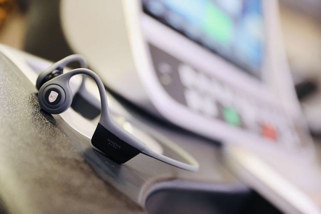 南卡骨传导耳机测评 ——《随风奔跑的伊一》 南卡骨传导耳机测评 ——《随风奔跑的伊一》