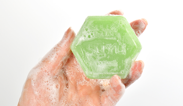 硫磺皂洗脸好吗 硫磺皂可以去螨虫吗